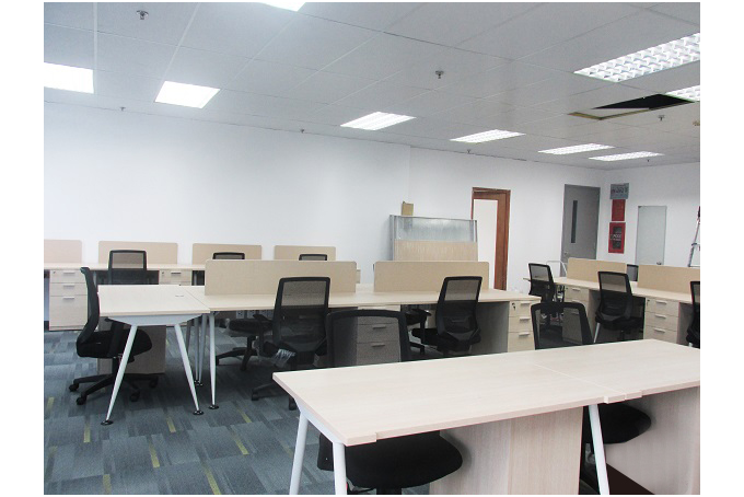 Construction of office furniture UOB