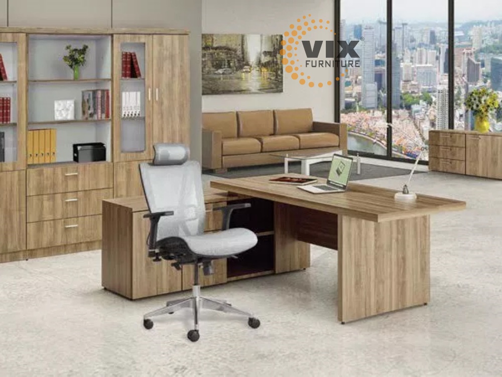 Xuan Hoa Group supplies office desks and chairs