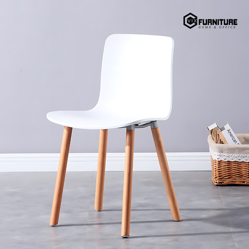 Durable Polypropylene Seat with a Sleek Finish