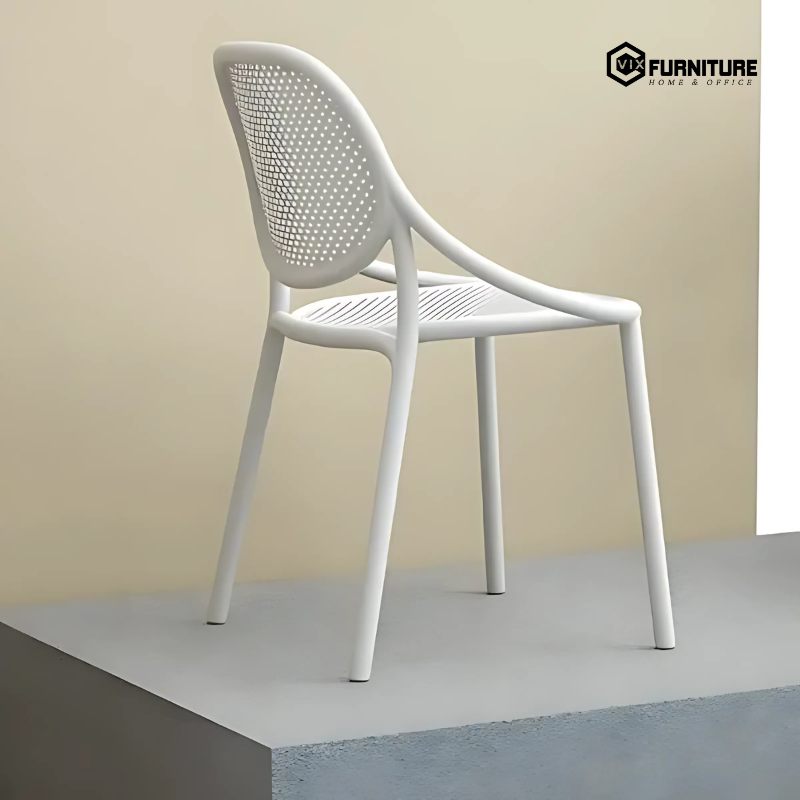 Versatile Applications of the Molded Plastic Cafe Chair VFST3060